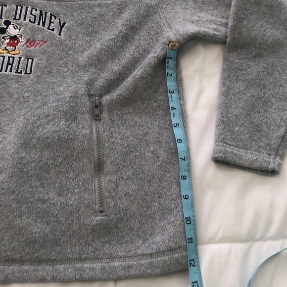 Walt Disney World kids fleece in grey with Mickey Mouse and zipper pockets - Picture 3 of 6